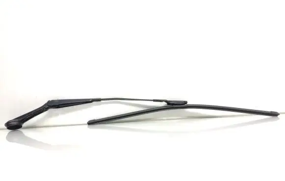 Ford Focus Front wiper blade arm BM5117526AB