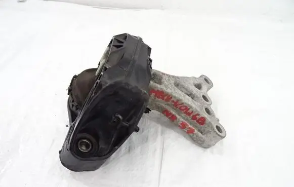Citroen DS3 Engine mount vacuum valve 9676771080