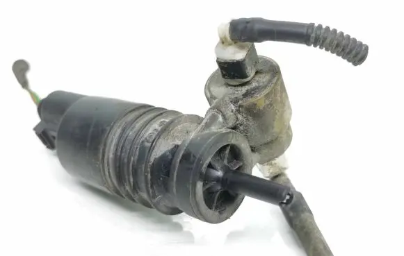 Volkswagen Caddy Windscreen/windshield washer pump 1K6955651 3122789
