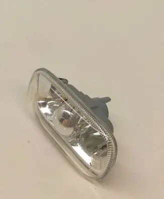 Audi A4 S4 B7 8E 8H Front fender indicator light 8E0949127