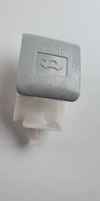 Toyota Prius (XW30) Engine bonnet (hood) release handle