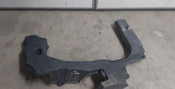 Toyota Prius (XW50) Rear underbody cover/under tray 5762847030