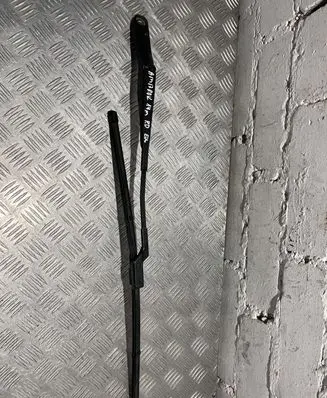 Volkswagen Amarok Front wiper blade arm 2H1955409B