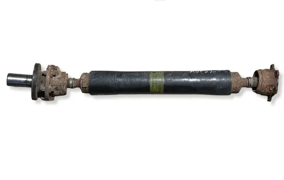 Mitsubishi Pajero Rear driveshaft/prop shaft MR498