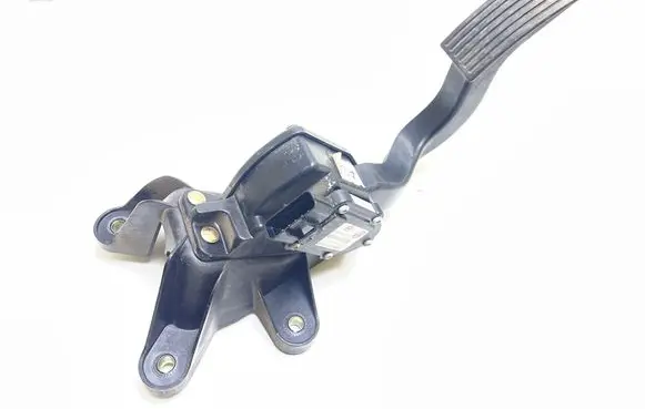 Hyundai Sonata Accelerator throttle pedal 327103K000 K2005A86400000