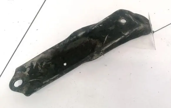 Toyota Avensis T250 Engine mounting bracket
