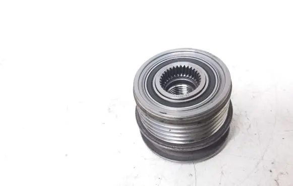 Mercedes-Benz A W168 Alternator pulley SA61805RS1