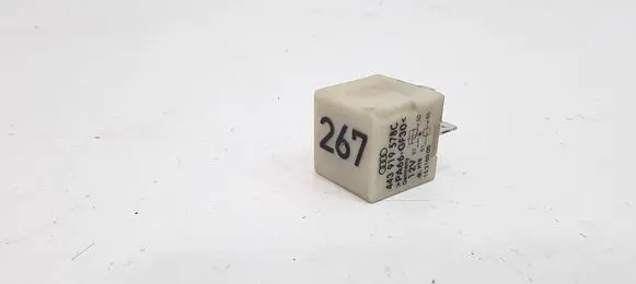 Volkswagen PASSAT B5.5 Other relay 443919578C