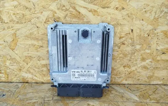 Volkswagen Passat Alltrack Engine control unit/module 04L907309P 0281031483