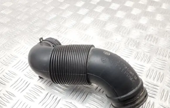 Volkswagen Fox Air intake duct part 6Y0129684B