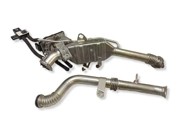 BMW 5 G30 G31 G38 EGR valve cooler 8576473 21840B0E