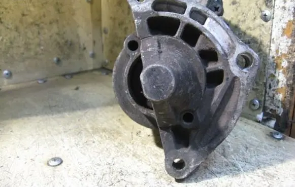 Peugeot 206 Starter motor M002T13081 10I14I