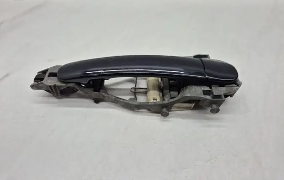 Volkswagen Golf V Rear door exterior handle 1K0837885A 1K4839167 3B0837207