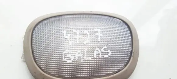 Volkswagen Golf IV Rear seat light 04685242