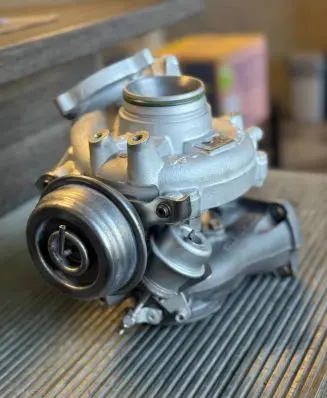 BMW 5 F10 F11 Turbo 53269700005 7808166 PD502226170