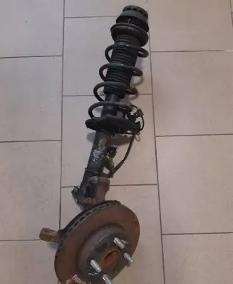 Front wheel hub spindle knuckle