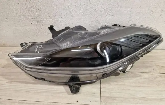 Ferrari 812 Superfast Headlight/headlamp 336568