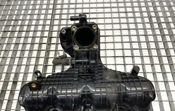 Toyota Auris E180 Intake manifold 1028189S01