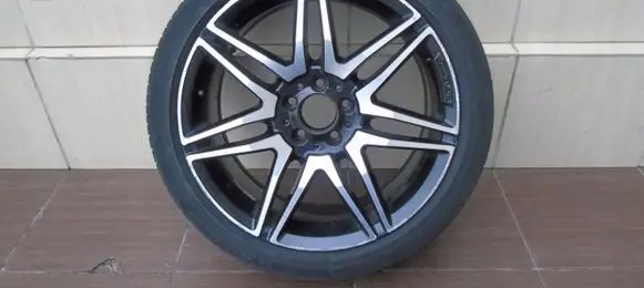 Mercedes-Benz E W212 R19 alloy rim 