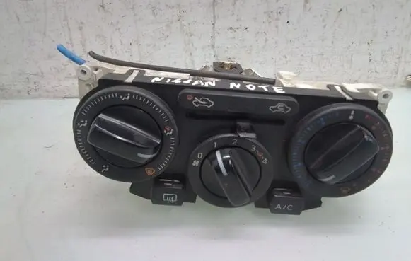 Nissan Note (E11) Climate control unit