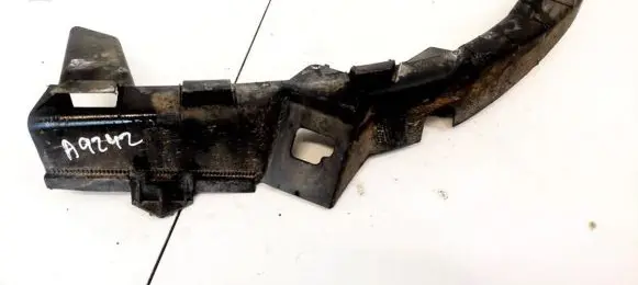 Volkswagen PASSAT B5 Front bumper mounting bracket 3B0807049B