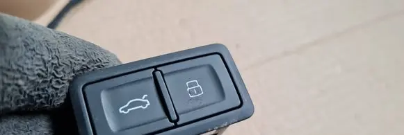 Audi A7 S7 4K8 Tailgate/boot open switch button 4G0959831D 26022019 10118901