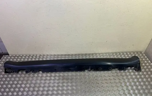 BMW X5 E70 Sill 51778038289 8038289