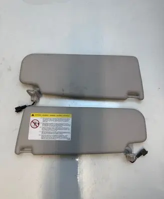 Volkswagen PASSAT B7 Sun visor 321132