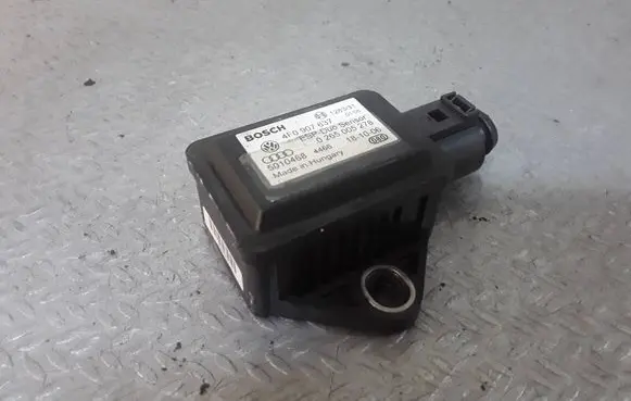 Skoda Roomster (5J) ESP acceleration yaw rate sensor 4F0907637 0265005278