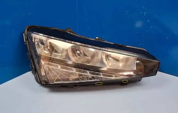 Skoda Scala Headlight/headlamp 657941016 90176072