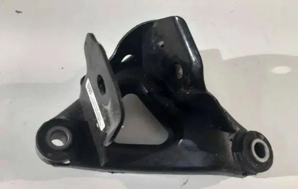 Tesla Model Y Engine mounting bracket CFQ21191010752 111023200C