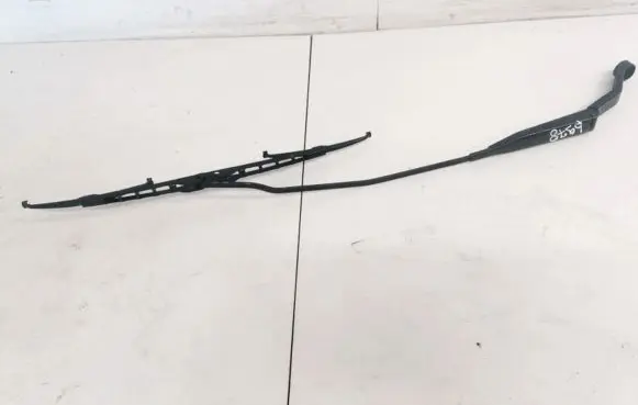 Mitsubishi Space Star Front wiper blade arm