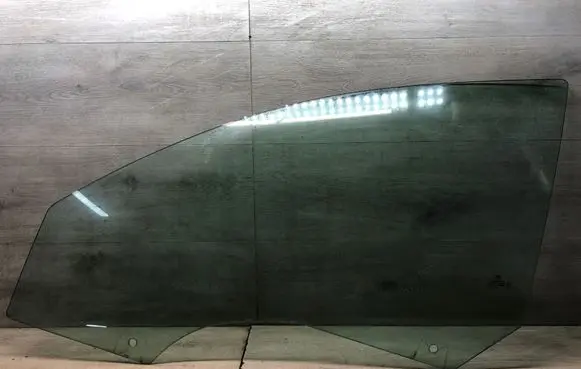 Skoda Superb B6 (3T) Front door window glass four-door 43R001026 E000184