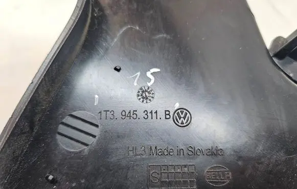 Volkswagen ID. Buzz Rear/tail light trim molding 1T3945311B 26204201L