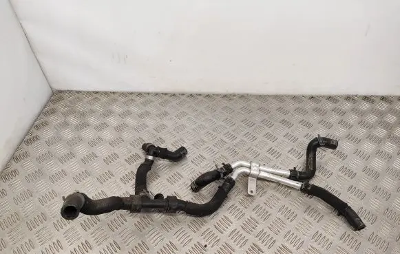 Audi Q7 4M Engine coolant pipe/hose 4M0265374R 4M0819377N