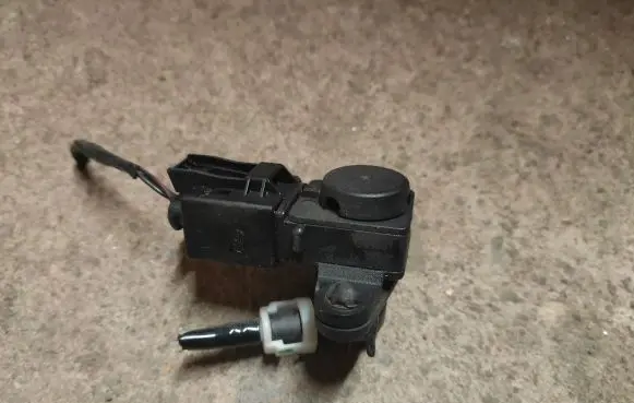 BMW 1 E81 E87 Air pressure sensor 6PD7500