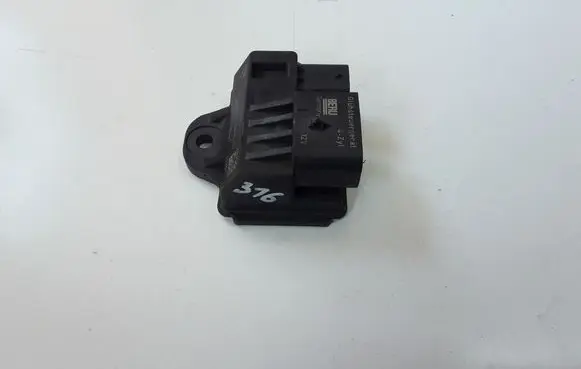 BMW 3 E90 E91 Glow plug pre-heat relay 7810856