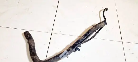 Engine coolant pipe/hose