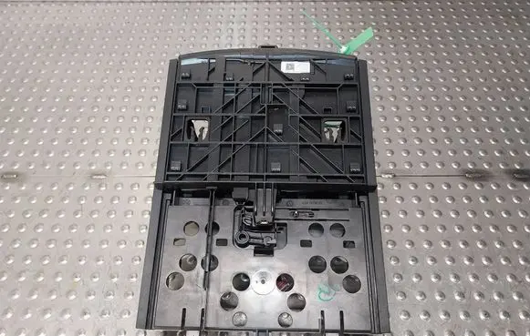 BMW 5 G30 G31 G38 Glove box central console 6819878 9330629