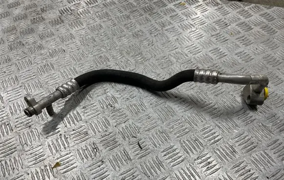 Mercedes-Benz E W212 Engine coolant pipe/hose A2128302516