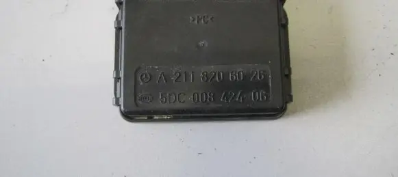Mercedes-Benz CLS C219 Rain sensor A2118206026