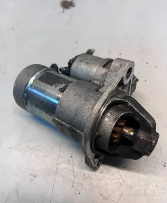 Opel Combo C Starter motor 670146