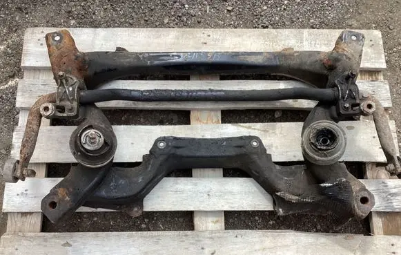 Mercedes-Benz E W211 Front subframe