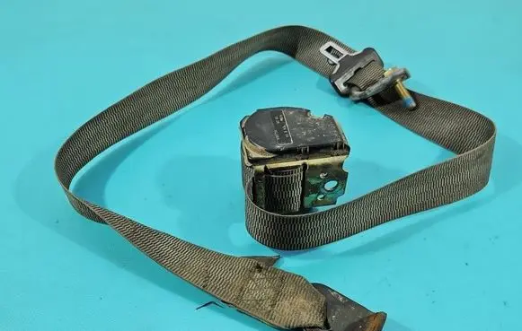 Land Rover Discovery Front seatbelt IMPRK1541690