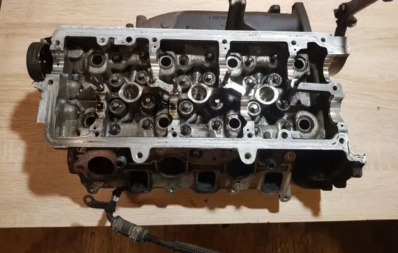 Audi A6 S6 C6 4F Engine head 0261059354