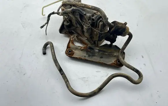 Mercedes-Benz E W212 Air suspension compressor/pump A2123200404