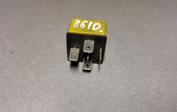 Renault Megane I Other relay 7700844253 03532