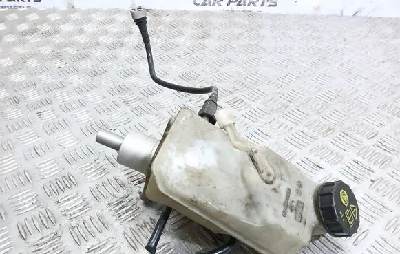 Ford Focus Master brake cylinder