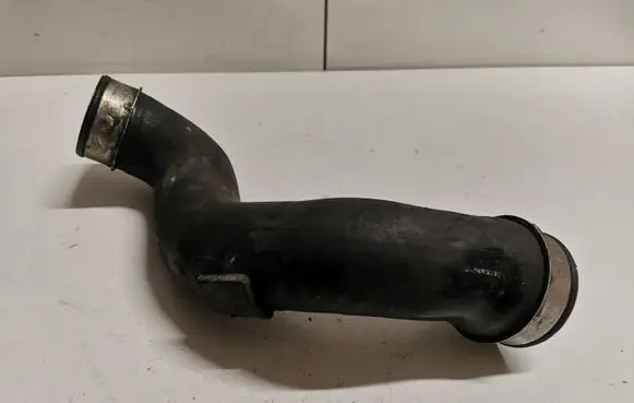 Mercedes-Benz S W220 Intercooler hose/pipe A2205280782