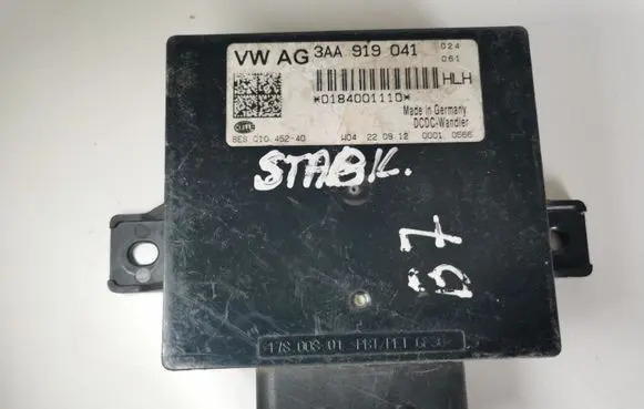 Volkswagen PASSAT B7 Power management control unit 3AA919041